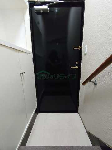 玄関　メゾン新宿