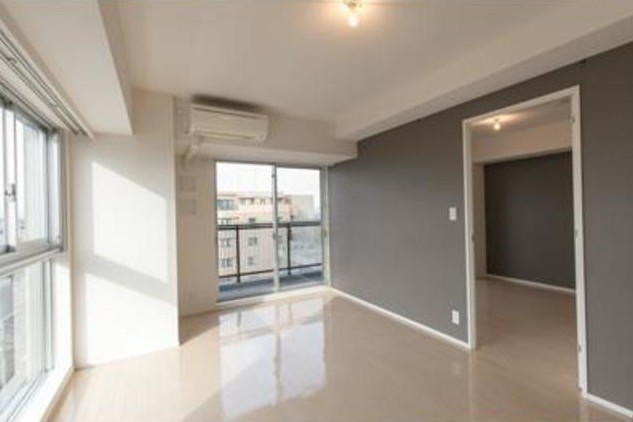 居室・リビング　反転タイプのお写真です