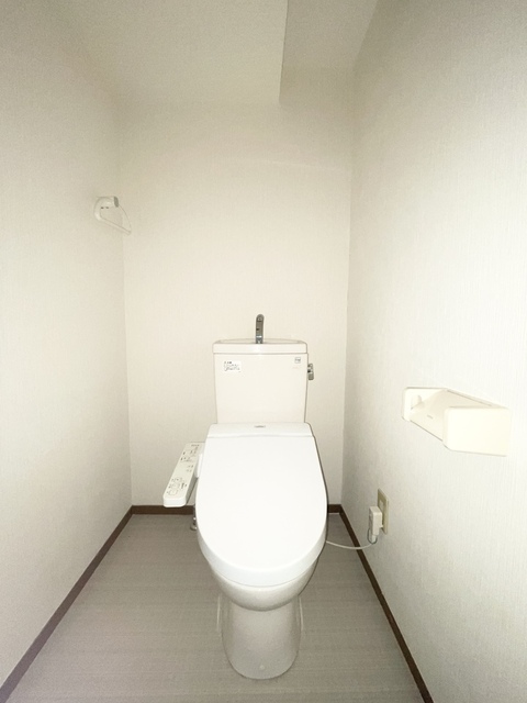 トイレ　前回募集時の写真です