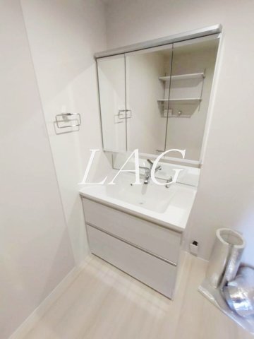 洗面設備　独立洗面台です。