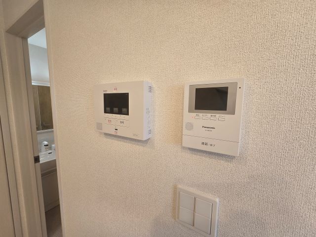 セキュリティ　建築中につき同タイプ物件写真を掲載しております