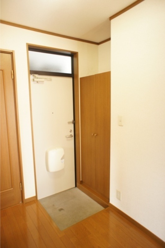 玄関　図面と現状に相違がある場合には現状を優先