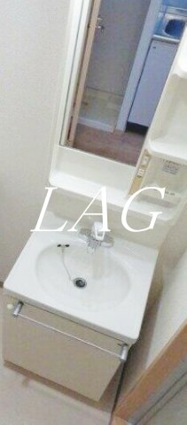 洗面設備　独立洗面台です。