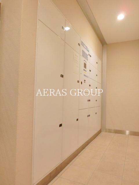 ロビー　宅配ＢＯＸ