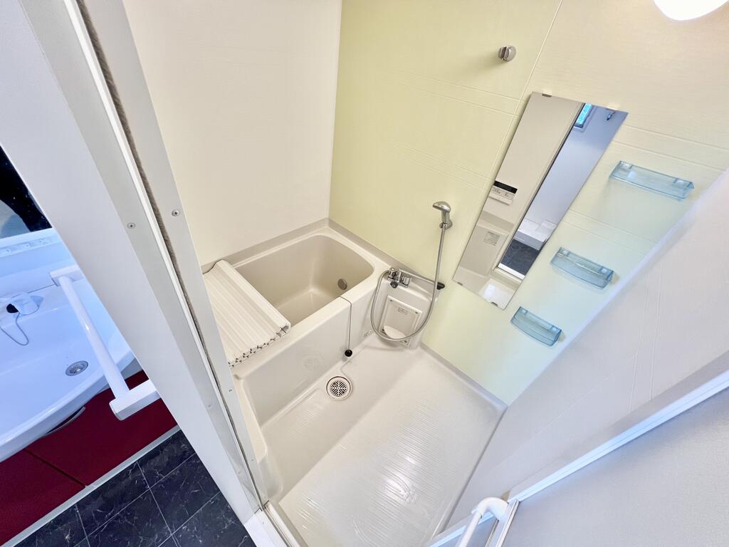 バス・シャワールーム　※同物件、別号室の写真