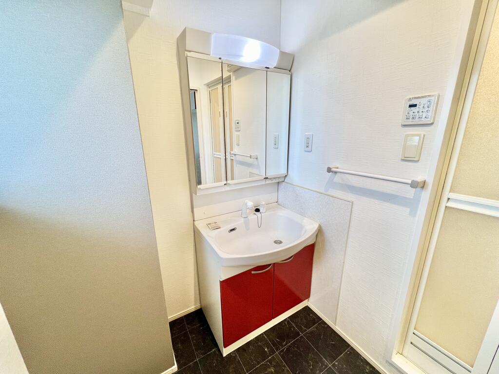 洗面設備　※同物件、別号室の写真