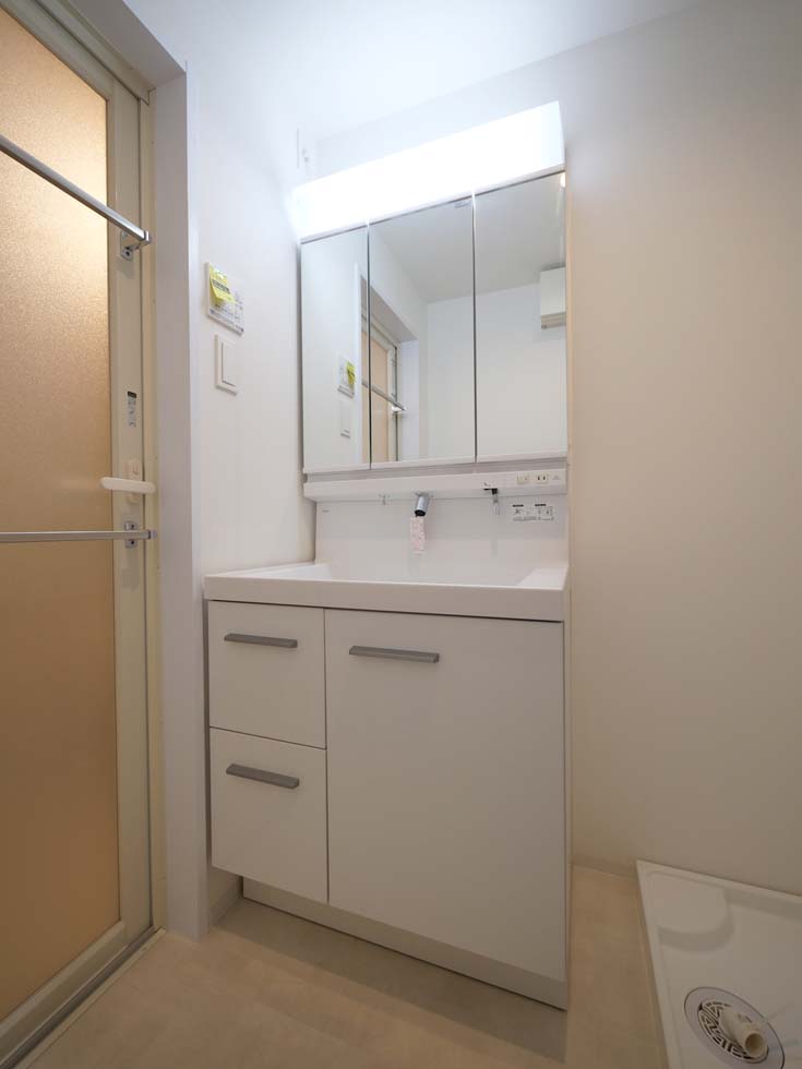 洗面設備　中はこのようになっています