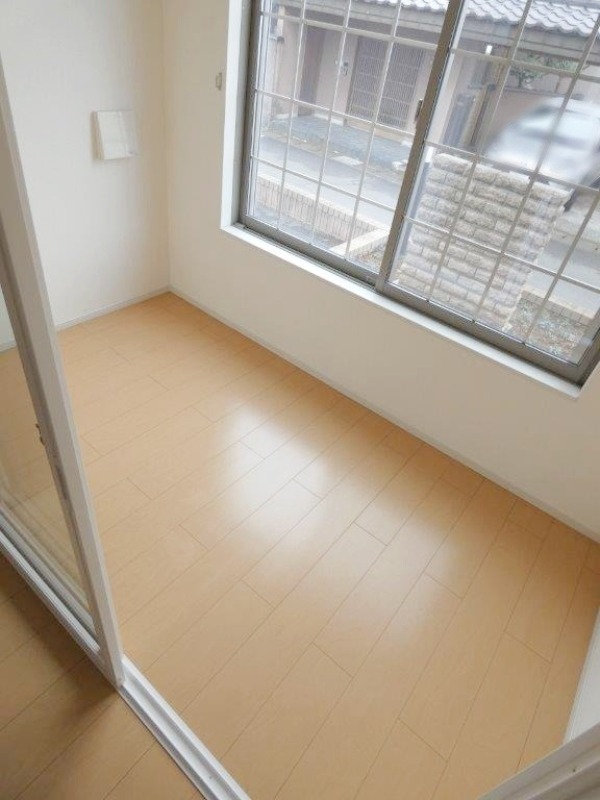 バルコニー　図面と現状に相違がある場合には現状を優先