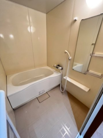 バス・シャワールーム　別号室の写真です。ご参考までに