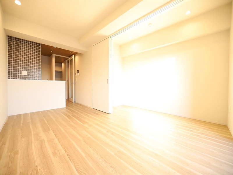 居室・リビング　LDK10.8帖　カウンターキッチン