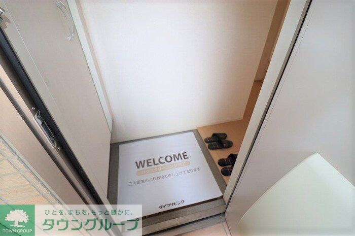 玄関　※別号室参考写真です