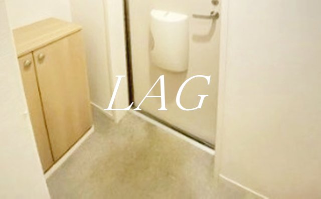 玄関　玄関です。