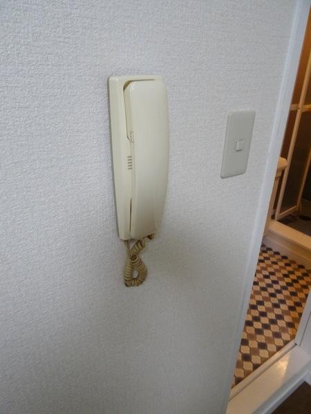 セキュリティ　★インターホン有ります★