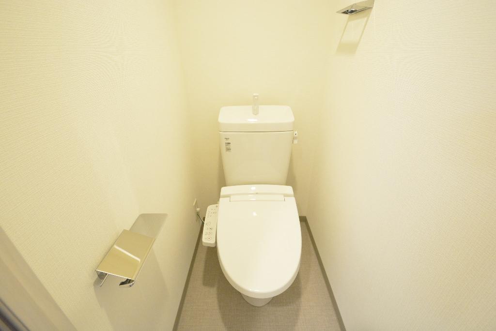 トイレ　シャワー付トイレ