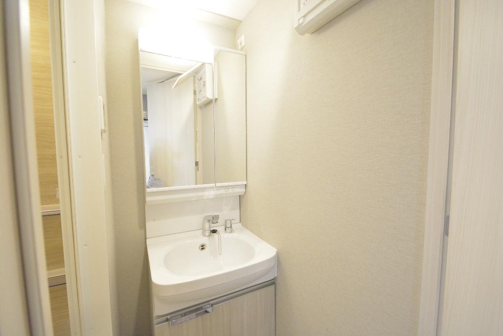 洗面設備　洗髪洗面化粧台