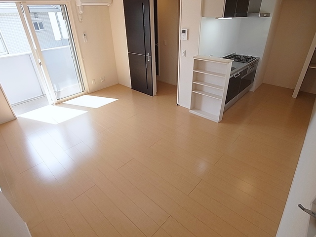 居室・リビング　掲載写真は同物件のほか号室の写真です。参考にしてください