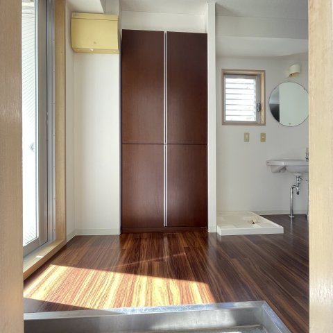 玄関　同仕様タイプです