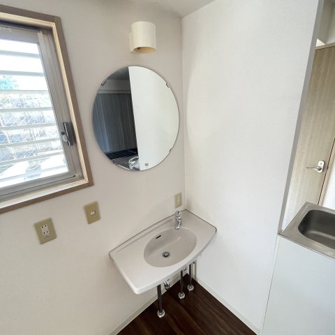 洗面設備　同仕様タイプです