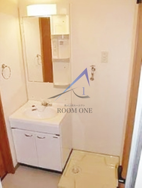 洗面設備　洗面台です。