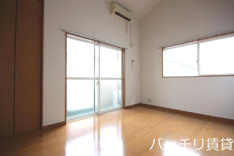 居室・リビング　同型タイプの画像の為、現状を優先いたします