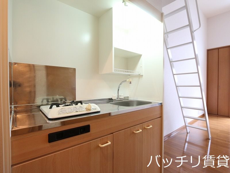 キッチン　同型タイプの画像の為、現状を優先いたします