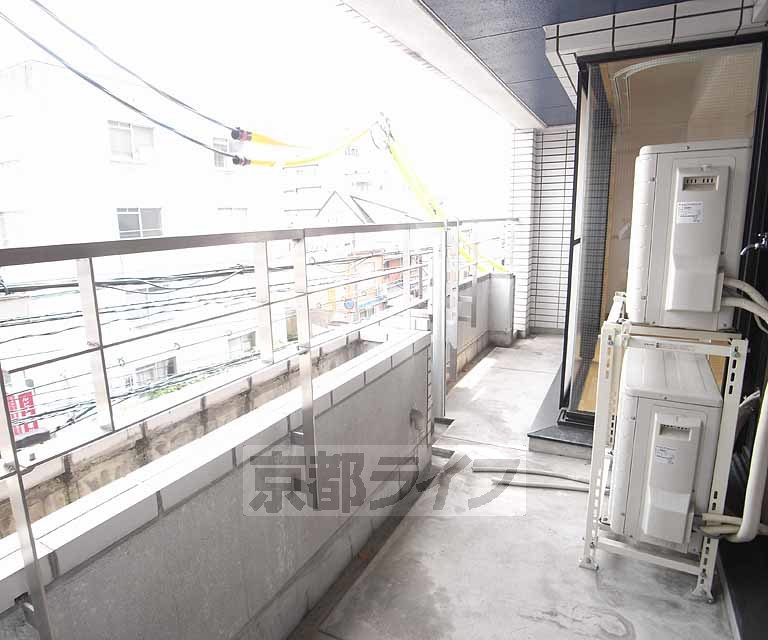 バルコニー　広いバルコニーです。