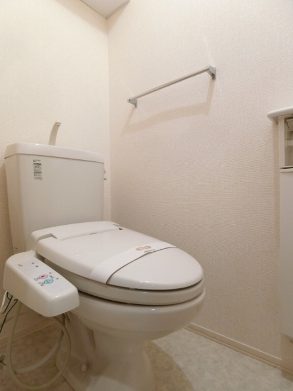 トイレ　図面と現状に相違がある場合には現状を優先