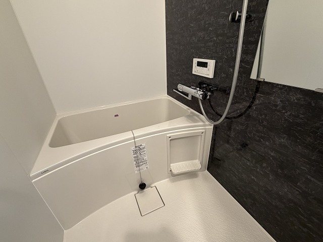 バス・シャワールーム　同物件別部屋