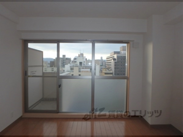 居室・リビング　洋室