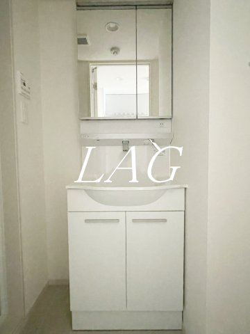 洗面設備　洗面台です。