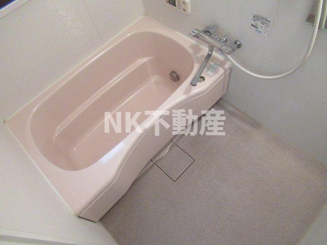 バス・シャワールーム　お風呂で日々の疲れを落としましょう