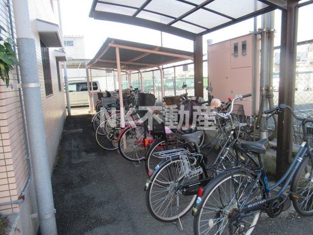 その他　駐輪場です