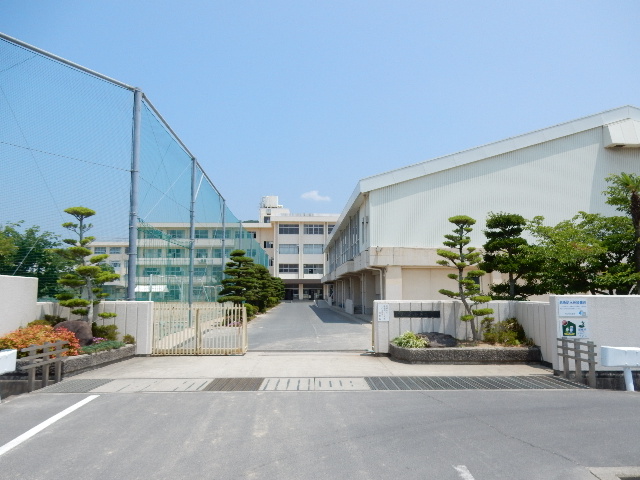 中学校　岡山市立　高島中学校（中学校）まで1200m
