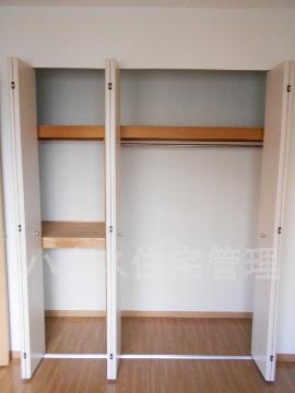 収納　クローゼット