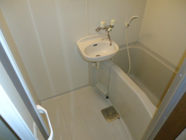 バス・シャワールーム　ユニットバス