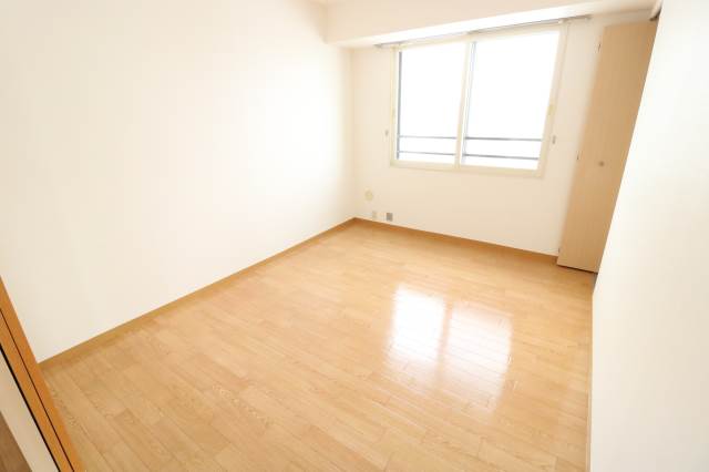 その他部屋・スペース　綺麗な内装の寝室です♪