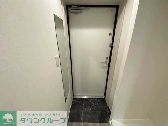 玄関　お部屋探しは株式会社　タウンハウジング　までお気軽にお問合…