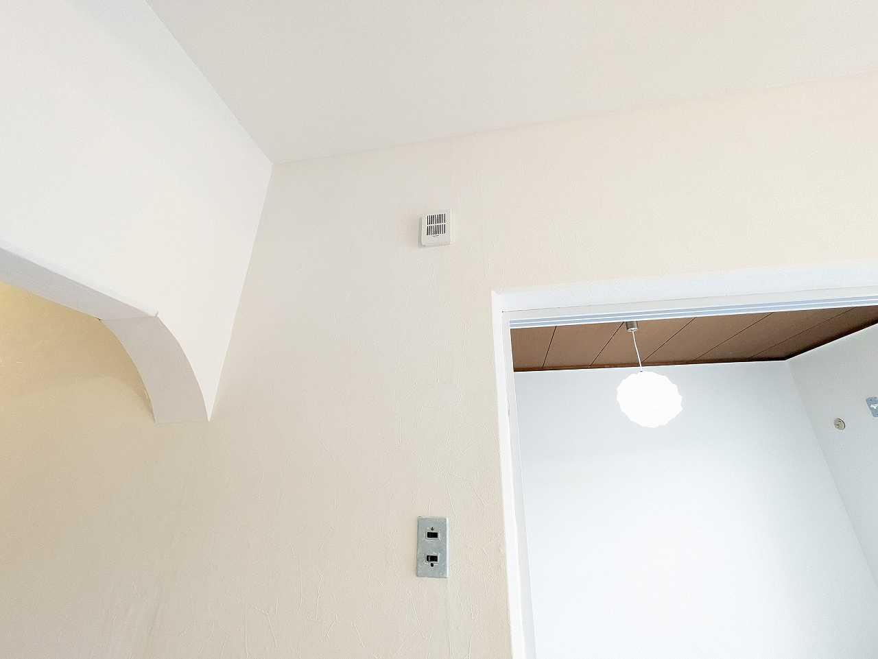 セキュリティ　玄関チャイムあり