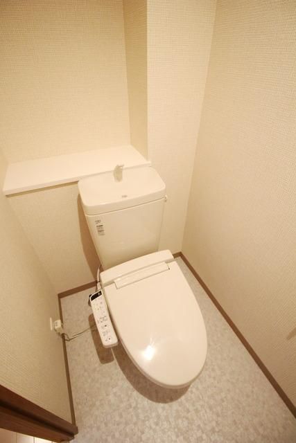 トイレ　★シャワートイレ付きのトイレ★