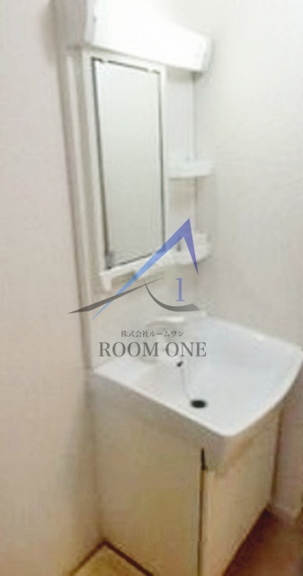 洗面設備　洗面台です。