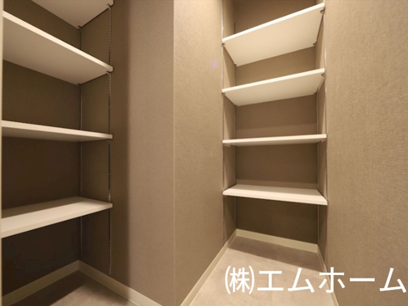 玄関　シューズインクローク付　イメージ写真