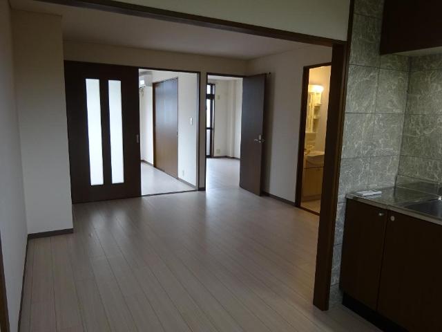 居室・リビング　リビング