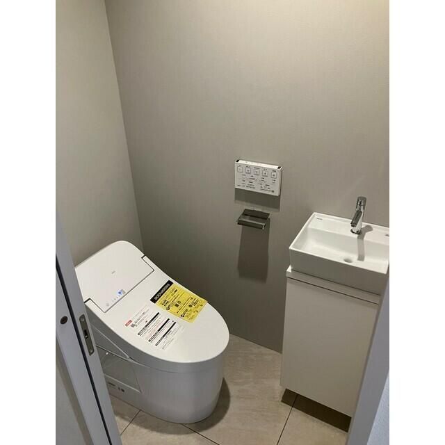 トイレ　ゆったりとした空間のトイレです