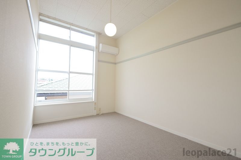 居室・リビング　同タイプ写真