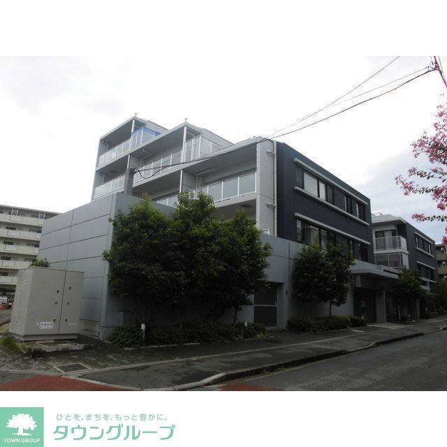 建物外観　タウンハウジング仙川店まで♪