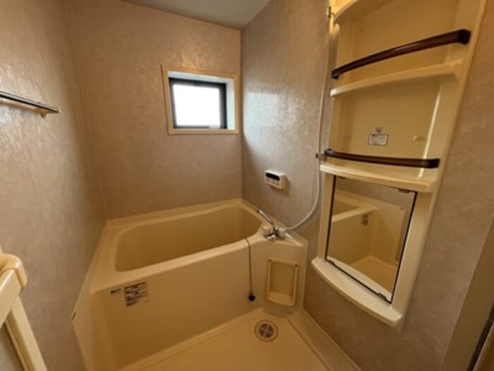 バス・シャワールーム　浴室