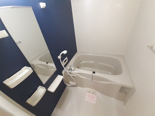 バス・シャワールーム　日々の疲れを癒すお風呂付です