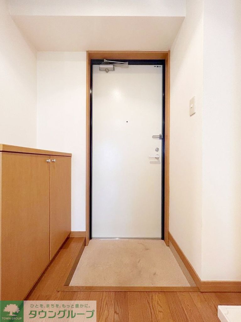 玄関　お問合せはタウンハウジングまで！※現地待合わせ相談可能