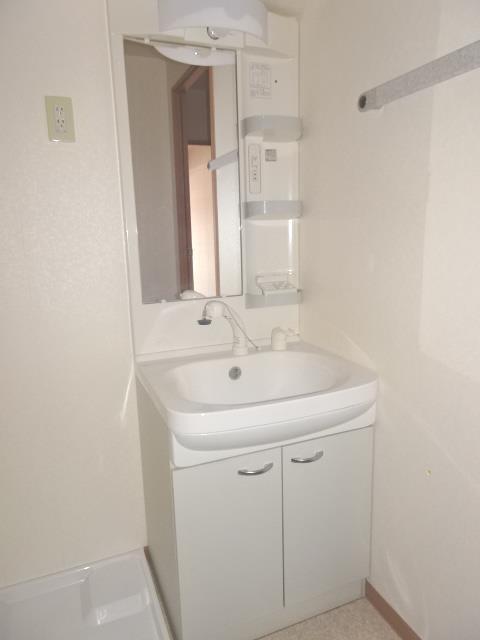 洗面設備　洗髪洗面化粧台