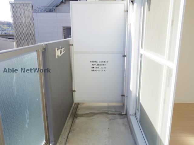 バルコニー　※同一建物、他部屋の写真です。